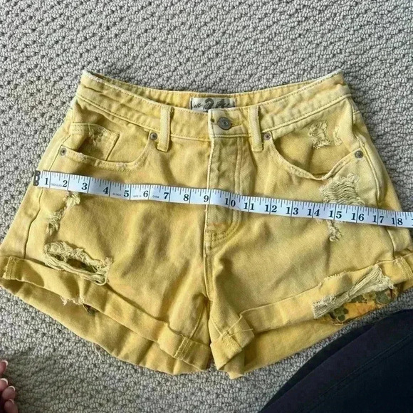 Free people Jean shorts NWOT 24 - Picture 6 of 6